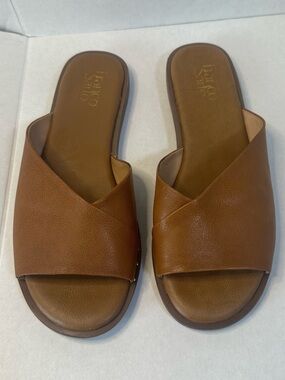 Franco Sarto Riviera Women’s Leather Sandals Size 8.5M Brown Slip-on Flat